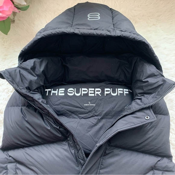 Aritzia Super Puff Shorty Vest in black LG - Picture 6 of 16